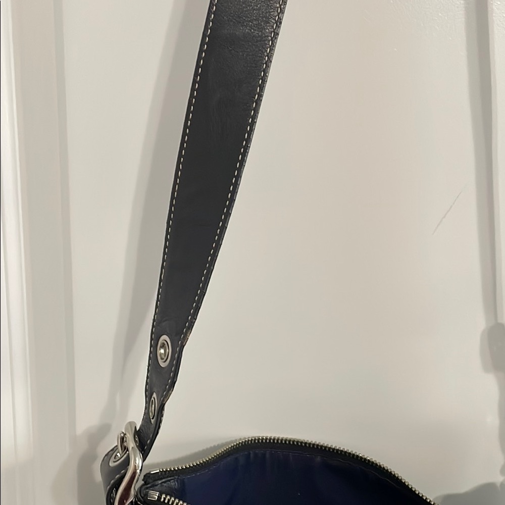 Coach Black Shoulder Bag with Silver Hardware EUC Vintage - Picture 5 of 12